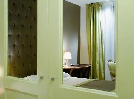 Hotel Windsor Opera Paryż