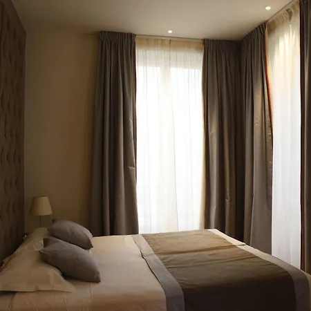 Windsor Opera Hotel
