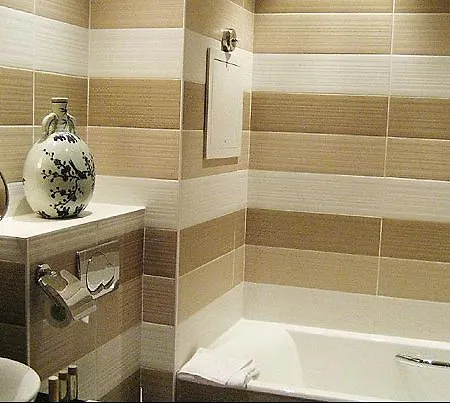 Ξενοδοχείο Windsor Opera 4*