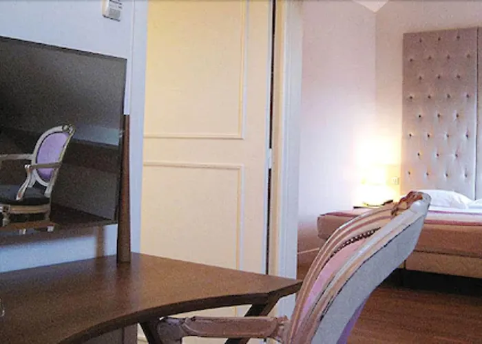 מלון Windsor Opera