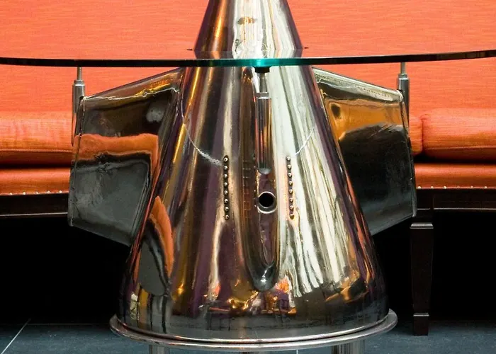 Windsor Opera מלון 4*