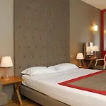Windsor Opera Otel 4*