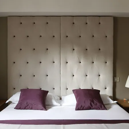 Windsor Opera Hotel